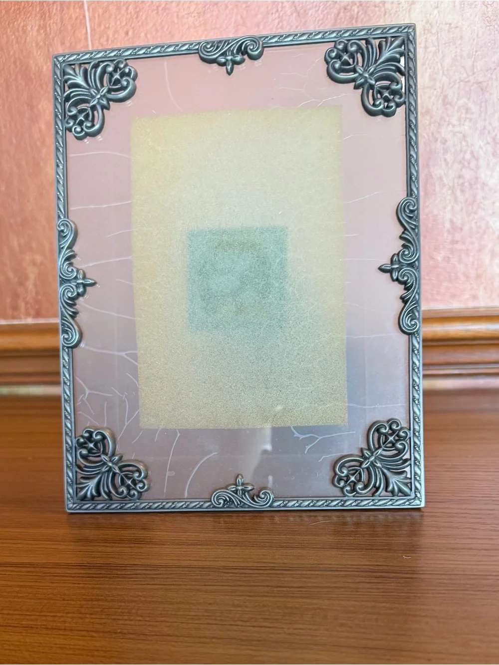 Malden International 4x6 Glass Floating Picture Frame Ornate Pewter Tabletop VTG